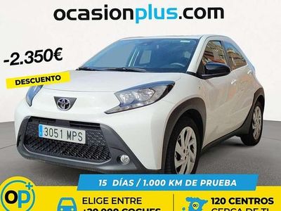 Blanco Usado 2024 Toyota Aygo Play Utilitario | 12.900 € (Precio justo)