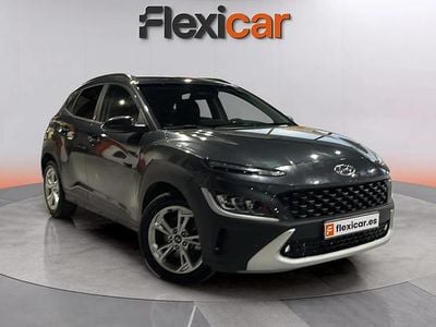 Usado Hyundai Kona 120 CV (88 kW) 2022 Gris SUV