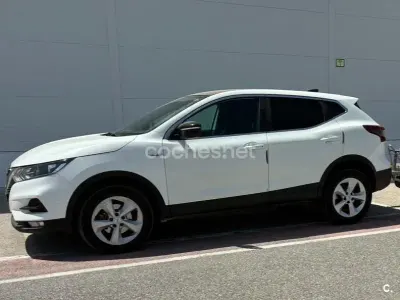 Usado Nissan Qashqai Acenta 150 CV (110 kW) 2020 Blanco SUV