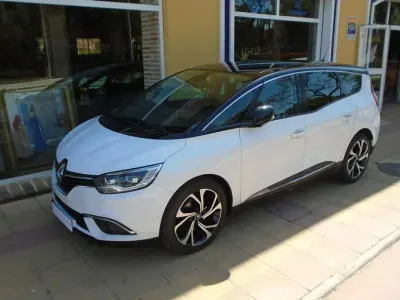 Usado Renault Grand Scénic IV LIMITED 150 CV (110 kW) 2019 Blanco Monovolumen