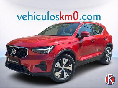Usado Volvo XC40 Core 211 CV (155 kW) 2022 Rojo SUV