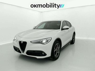 Usado Alfa Romeo Stelvio Sprint 160 CV (117 kW) 2022 Blanco SUV