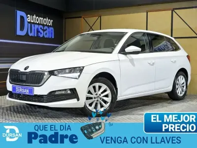 Usado Skoda Scala Ambition 110 CV (80 kW) 2023 Blanco Utilitario