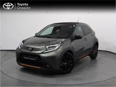 Usado Toyota Aygo X Edition 72 CV (52 kW) 2022 Verde SUV