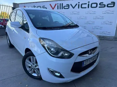 Usado Hyundai ix20 Classic 77 CV (56 kW) 2011 Blanco Utilitario