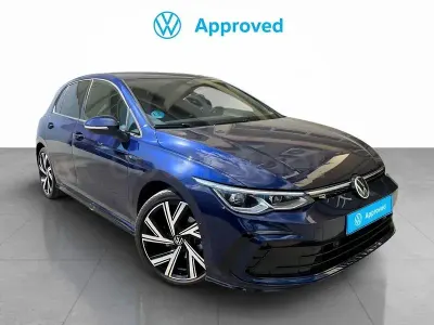 Usado VW Golf VIII R-line 150 HP (110 kW) 2024 Azul Sedan