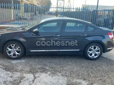 Usado Citroën C5 138 HP (101 kW) 2008 Preto Sedan