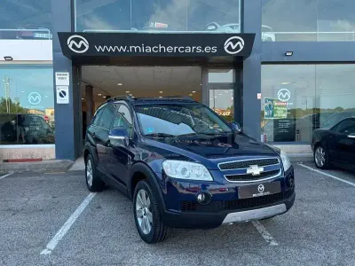 Usado Chevrolet Captiva 230 CV (169 kW) 2008 Azul SUV