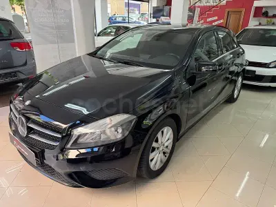 Usado Mercedes A180 Style 122 CV (89 kW) 2013 Negro Berlina