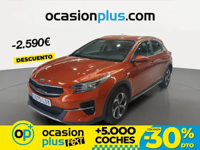 Usado Kia XCeed 136 CV (100 kW) 2021 Naranja SUV