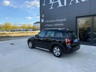 Usado Mini Cooper D Countryman 150 CV (110 kW) 2019 Negro SUV