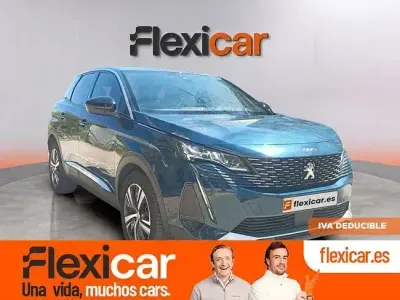 Usado Peugeot 3008 Allure 130 CV (95 kW) 2023 Verde SUV