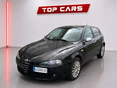 Usado Alfa Romeo 147 Distinctive 105 CV (77 kW) 2005 Negro Utilitario