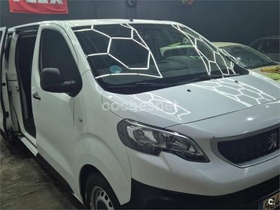 Peugeot Traveller