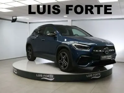 Usado Mercedes GLA250 218 CV (160 kW) 2022 Azul SUV