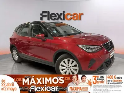 Usado Seat Arona FR 110 HP (80 kW) 2022 Vermelho SUV