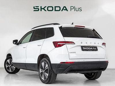 Usado Skoda Karoq Active 115 CV (84 kW) 2023 Blanco SUV