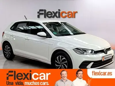 Usado VW Polo Life 95 CV (69 kW) 2021 Blanco Utilitario