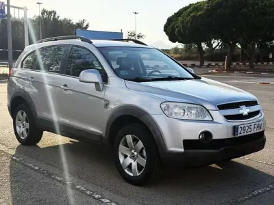 Usado Chevrolet Captiva LS 136 CV (100 kW) 2006 Plateado SUV