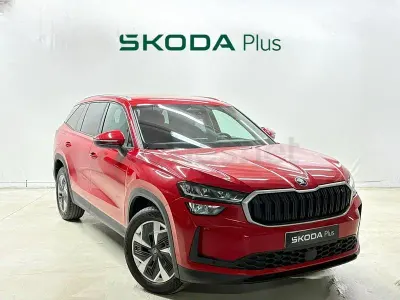 Usado Skoda Kodiaq Selection 150 CV (110 kW) 2025 Rojo SUV