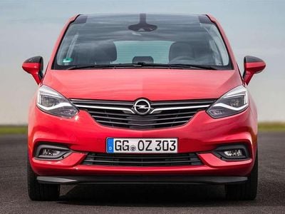 Usado Opel Zafira Selective 140 HP (102 kW) 2017 Preto Monovolume