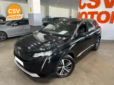 Usado Peugeot 3008 Allure 226 CV (166 kW) 2023 Negro SUV