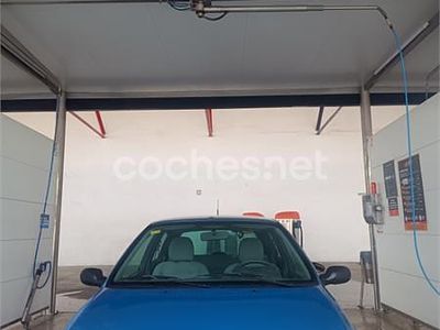 Azul Usado 2004 Renault Clio II Dynamique Berlina | 899 € (Super precio)
