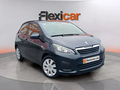 Usado Peugeot 108 Allure 82 CV (60 kW) 2018 Azul Utilitario