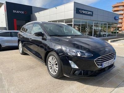 Usado Ford Focus Titanium 120 CV (88 kW) 2020 Negro Familiar