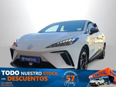 Usado MG MG4 EV Comfort 150 kW (204 HP) 2023 Branco Citadino
