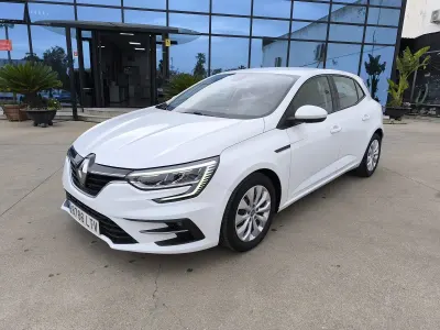 Usado Renault Mégane IV Intens 115 CV (84 kW) 2021 Blanco