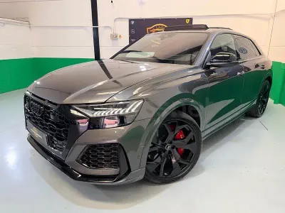 Usado Audi Q8 S-line plus 600 CV (441 kW) 2020 Gris / plata SUV