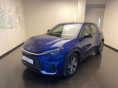 Usado Lexus LBX 136 CV (100 kW) 2025 Azul SUV