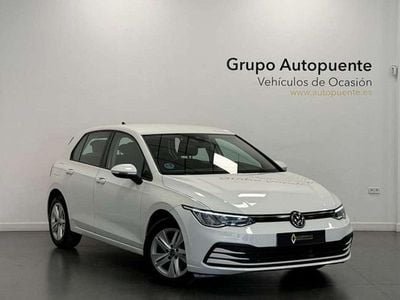 Blanco Usado 2022 VW Golf VIII Life Berlina | 22.690 € (Precio justo)