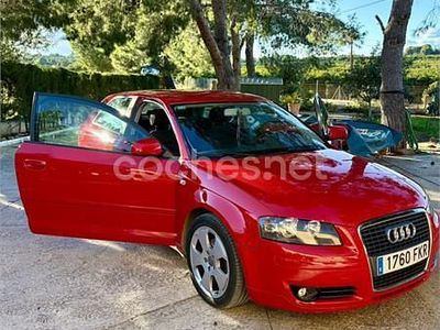 Rojo Usado 2007 Audi A3 Attraction Berlina | 5000 € (Precio justo)