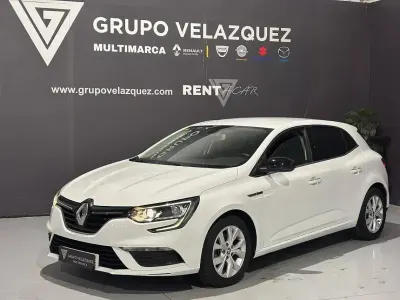 Usado Renault Mégane LIMITED 115 CV (84 kW) 2020 Blanco Berlina