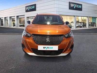 Usado Peugeot 2008 Allure 100 CV (73 kW) 2023 Naranja SUV