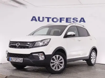 Usado SsangYong Korando 178 CV (130 kW) 2019 Blanco