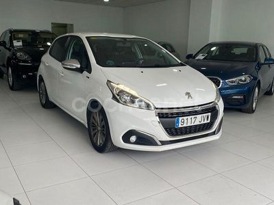 Blanco Usado 2016 Peugeot 208 Style Utilitario | 6500 € (Precio justo)