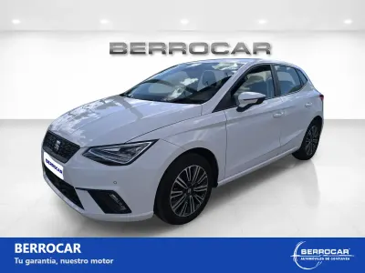 Usado Seat Ibiza Style 110 CV (80 kW) 2022 Blanco Utilitario