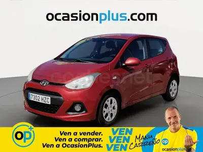 Usado Hyundai i10 66 CV (48 kW) 2014 Rojo Utilitario