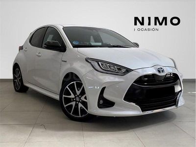 Usado Toyota Yaris Hybrid Style 116 CV (85 kW) 2021 Blanco Berlina