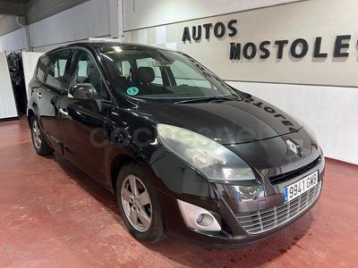 Usado Renault Grand Scénic III Dynamique 130 CV (95 kW) 2009 Negro Monovolumen