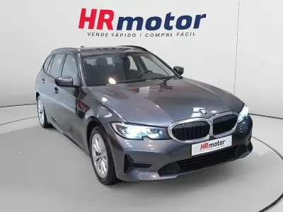 Usado BMW 318 150 CV (110 kW) 2021 Gris Familiar