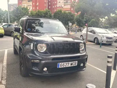 Usado Jeep Renegade Night Eagle 130 CV (95 kW) 2022 Negro SUV