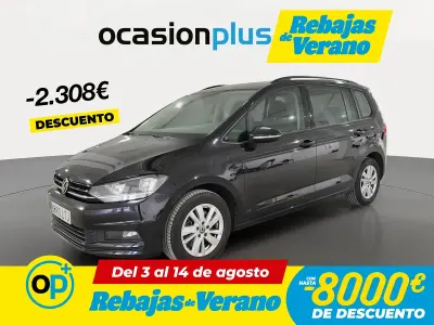 Usado VW Touran Business 122 CV (89 kW) 2021 Negro Monovolumen