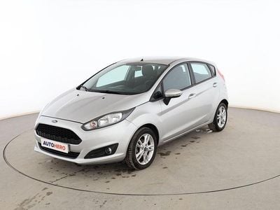 Usado Ford Fiesta Trend 82 CV (60 kW) 2017 Gris Berlina