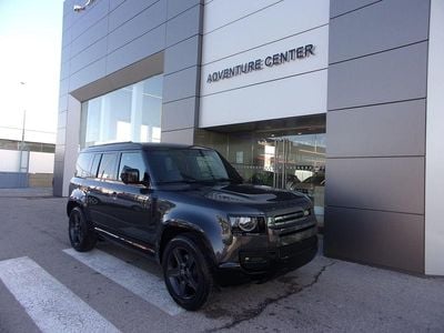Usado Land Rover Defender SE Dynamic 250 HP (183 kW) 2025 Cinzento SUV