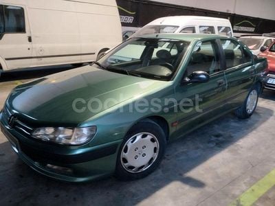 Usado Peugeot 406 90 CV (66 kW) 1999 Verde Berlina