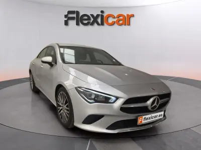 Usado Mercedes CLA220 190 CV (139 kW) 2021 Gris Coupe